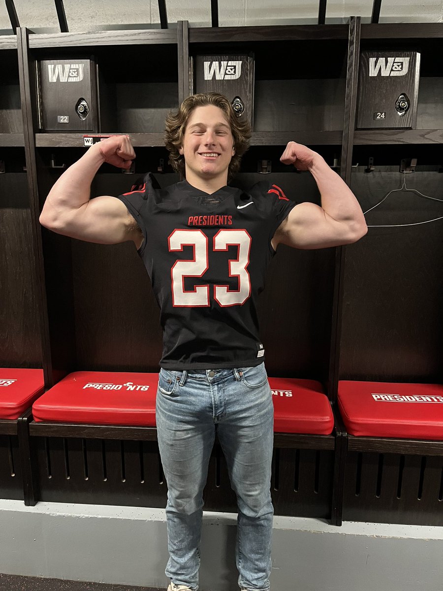 sasalaaden's tweet photo. Had a great visit to @WJFootball. Thanks @CoachGlosek for the invite and showing me around. And thanks @Coach_Sirianni for talking to me about the program! https://t.co/aZ9J4LMGSL