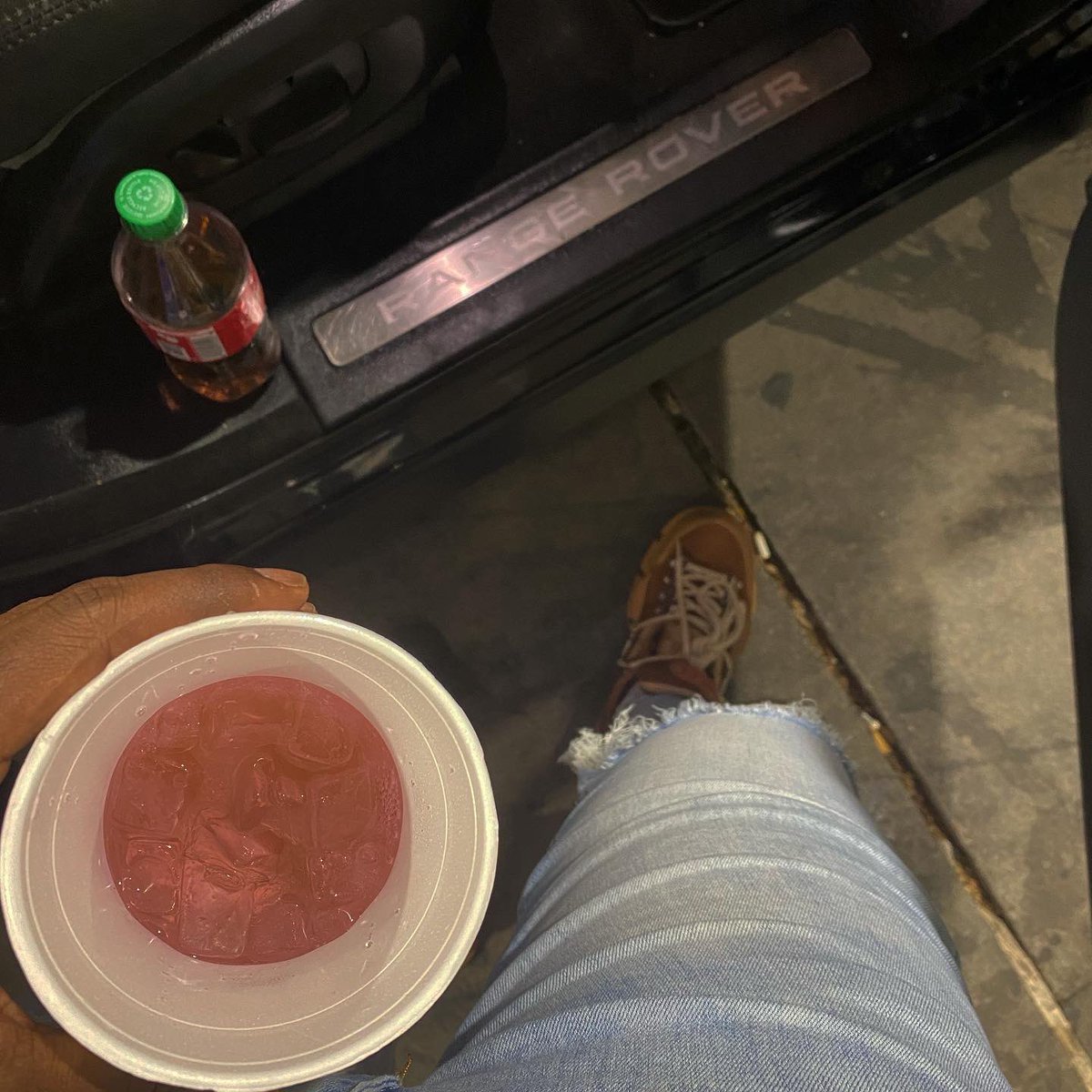 treezyhendrix's tweet image. more money more problems
prolly the realest statement