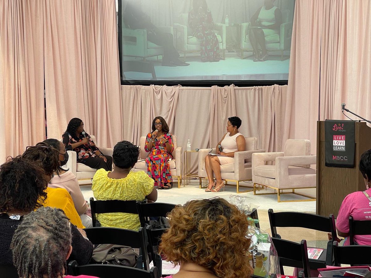 drlbwashington's tweet photo. This weekend I had the privilege of sitting  on a panel at the Live! Memphis Breast Cancer Breast Cancer Summit! They provided free on-site mammograms and a host of area resources.  This event helps to improve health equity and access in communities of color #breastcancer https://t.co/De15nKXxBy