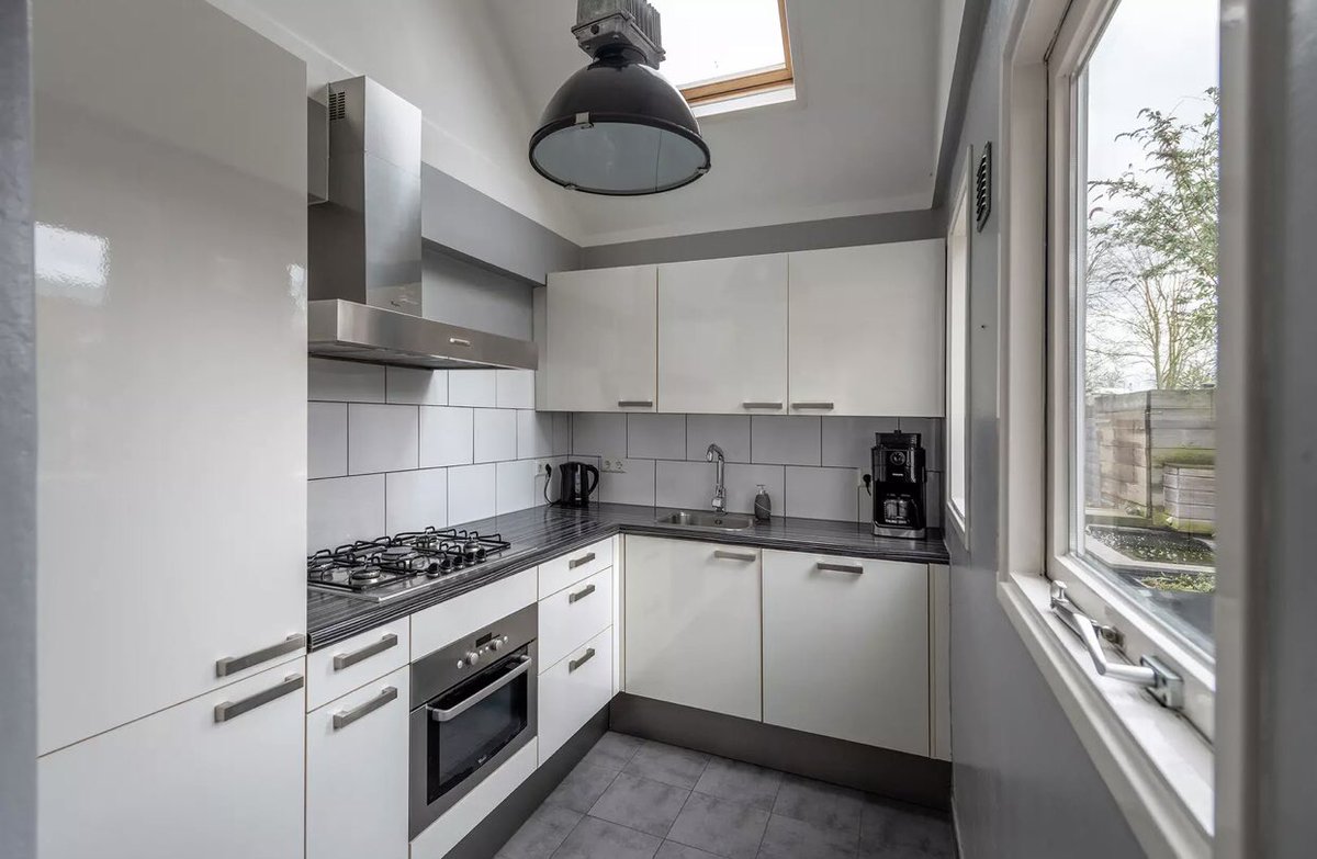 harmdieterman's tweet photo. Mooie kans in Tiel, ruime tussenwoning, Keurig afgewerkte #woning, heeft moderne voorzieningen. 

📍 Plaats: #Tiel

🏠 Soort woning: #Tussenwoning 

💰  Prijs: € 269.500,-

Slaapkamers: 2 slaapkamers

Vierkante meters:  136m2

Bezichtigen? 📞 0344-626060

https://t.co/4C8Pr9RrGl https://t.co/XahwzKgkna
