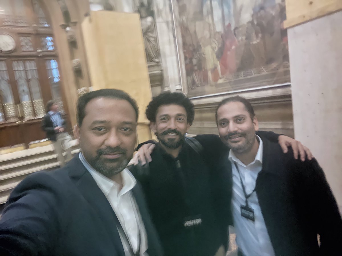 iSandeepBisht's tweet photo. great to catchup with @AbhinandanSekhr bhai in London.

@isinghharpreet @newslaundry https://t.co/Y37uWxRY04