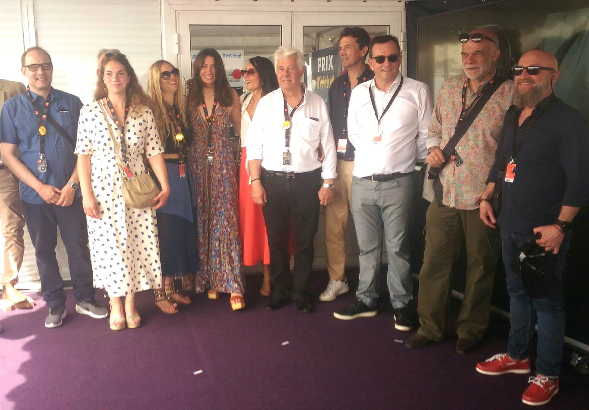 sauverBry's tweet photo. Ce fut encore une belle journée avec le cocktail #Transpalux, Didier Diaz et son équipe. Et @CharlesAslangul . Stand @cstis #bry #studios the best https://t.co/LcQdhlOLh8