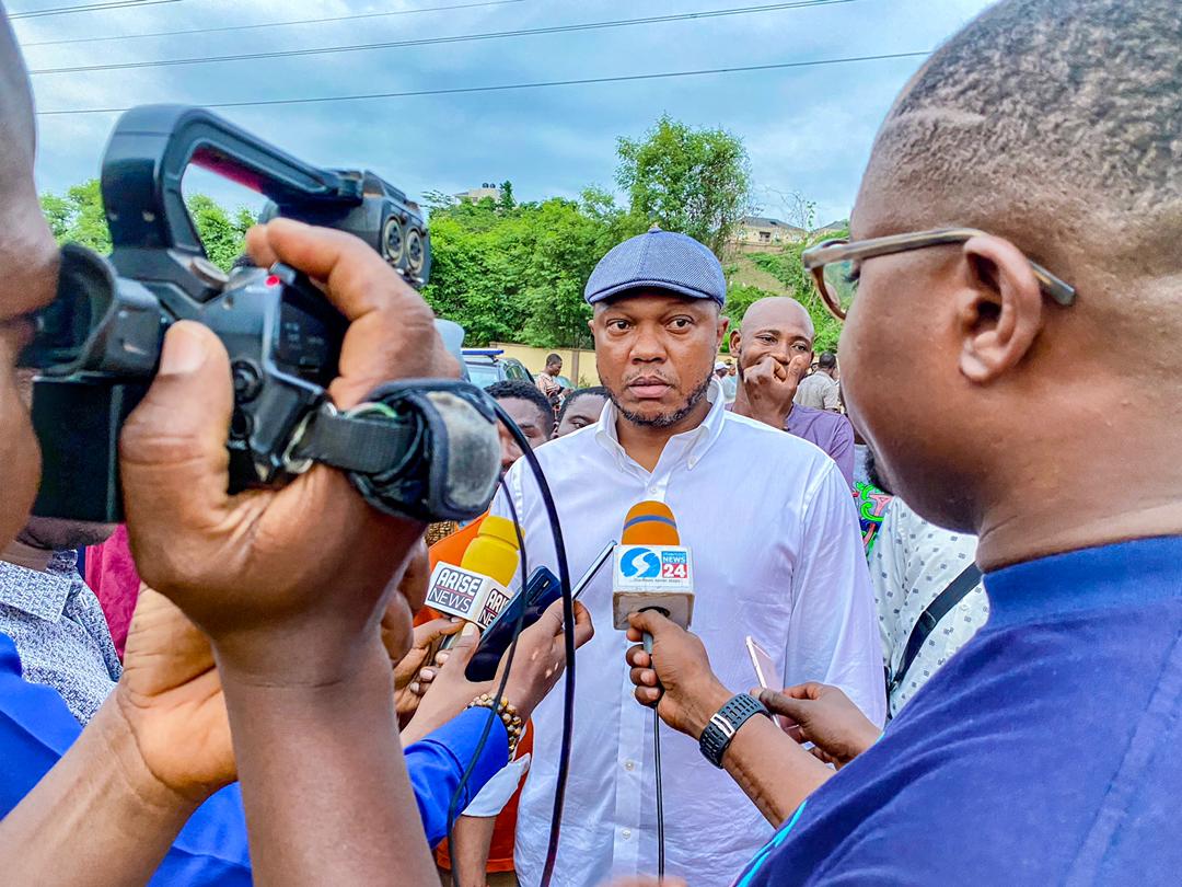 Aderinokunmedia's tweet image. UPDATE - 6:45pm

PDP Ogun Central Senatorial District aspirant *CHIEF OLUMIDE ADERINOKUN* arrives Party Secretariat in Abeokuta as the wait for national electoral officers that will conduct the Senatorial Primary continues...

#OA2023 #OgunCentral2023 #IamPDP #OAIsHere