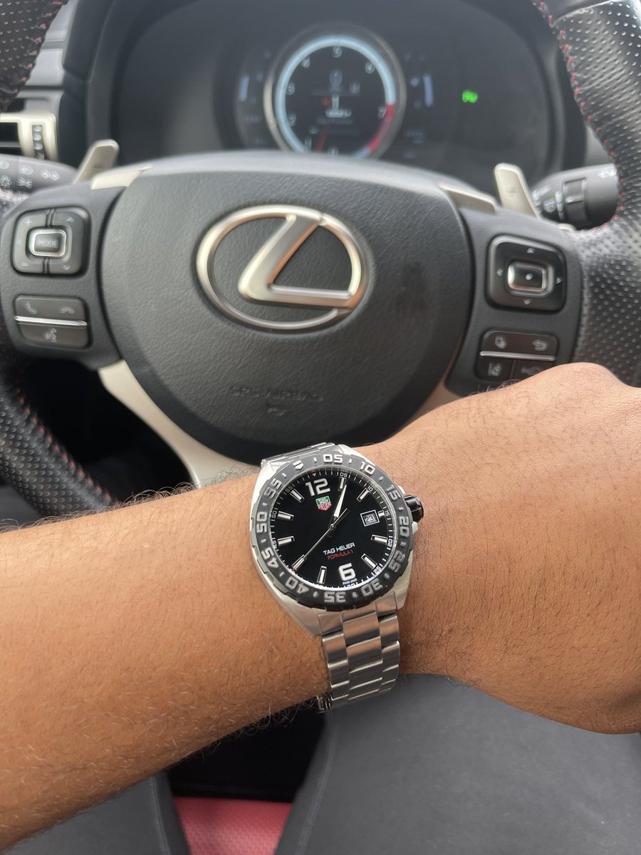 BMWRUNNE's tweet photo. Where are my watch people at? #tagheuer https://t.co/Fe9noIyVBb