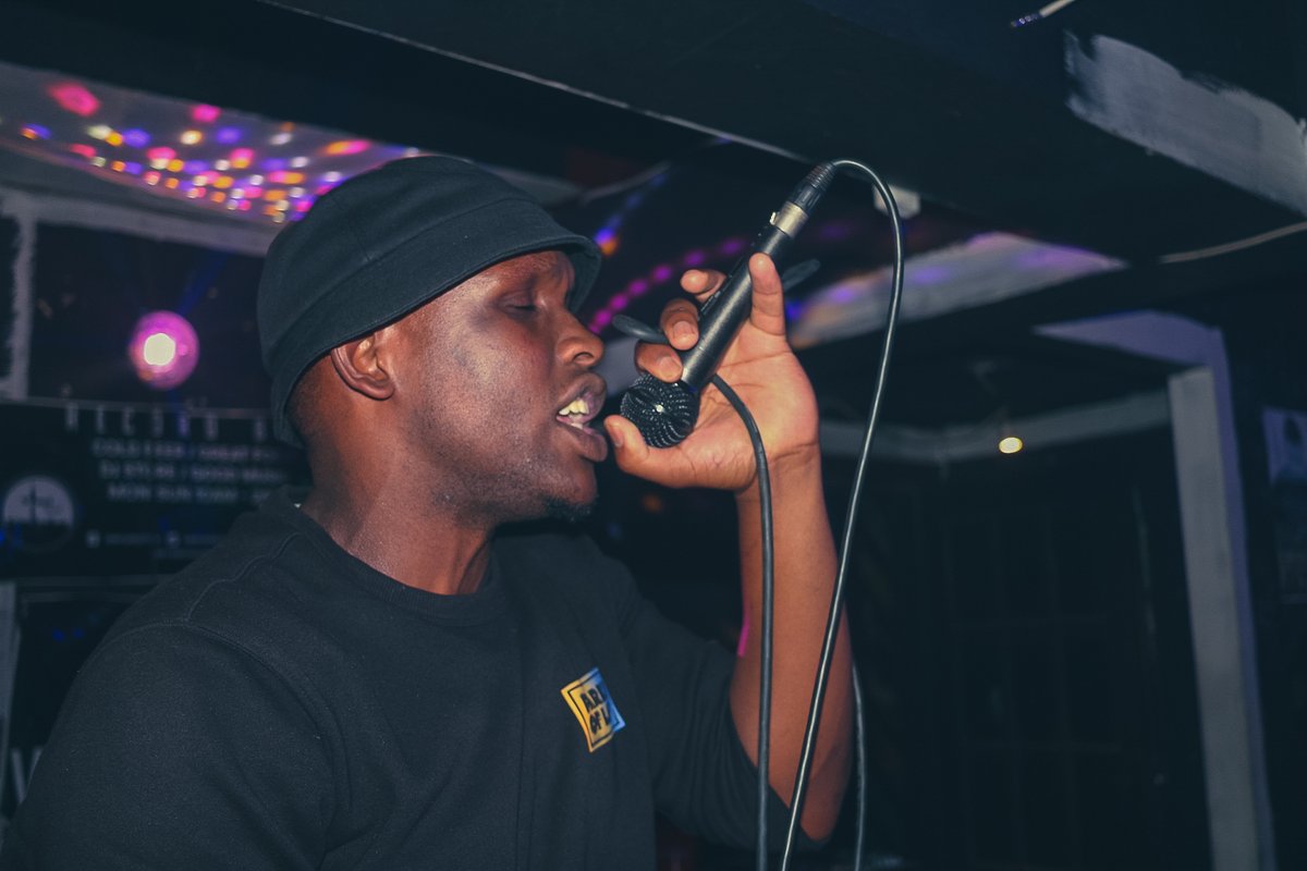 Mohlakanyo's tweet photo. #MohlakanyoJozi is a platform that represents the artists and it's people. We thank each and every artist who showcased their craft and the people who attended our first installment. 🧡

#mohlakanyoptyltd #mohlakanyojozi #dotnetphotography #02april2022 https://t.co/xtVJI9adtM