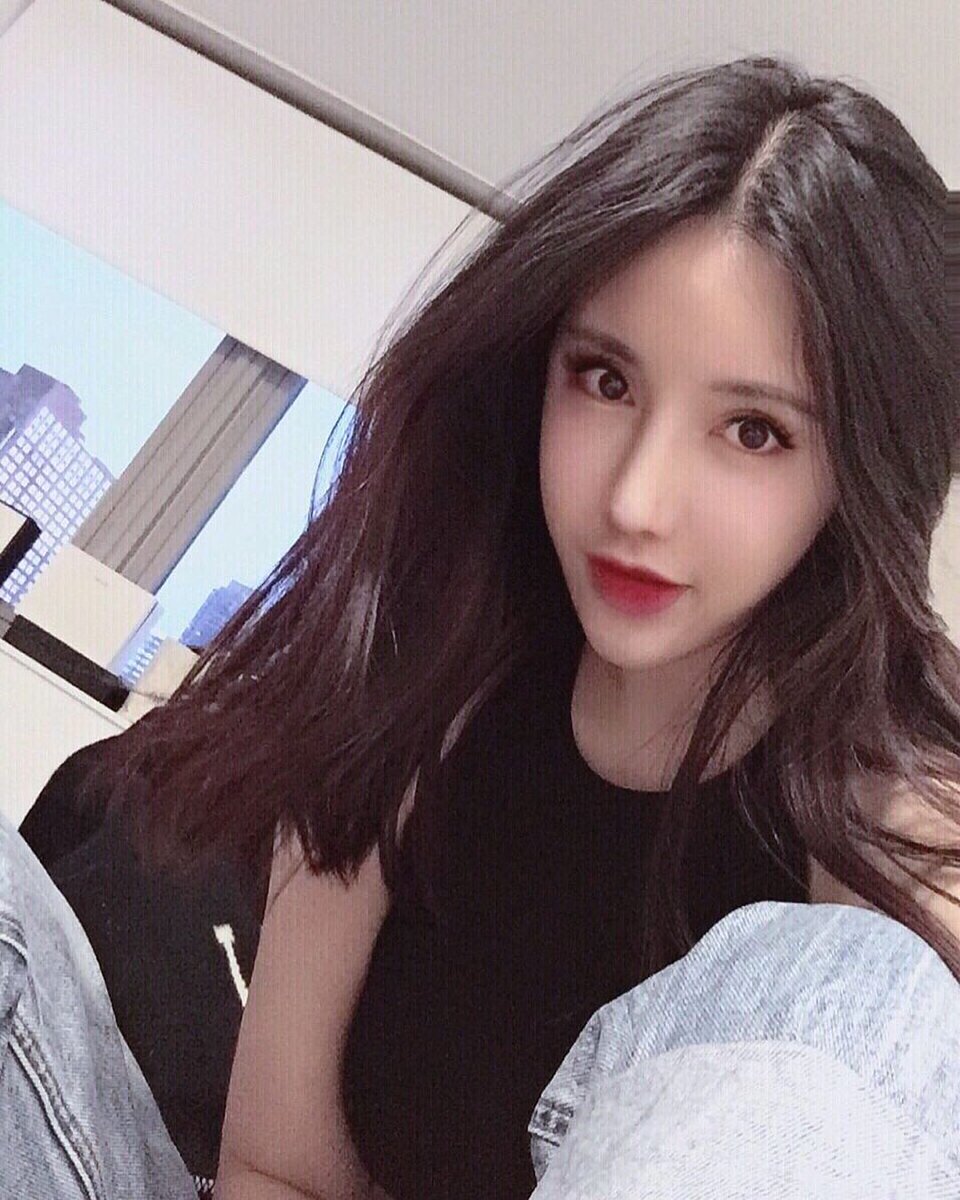 Lightning never strikes in the same place, people should not be hurt twice in the same way, foreign countries, our purpose is to get money, not every day by emotional manipulation around, after all, we grew up ah