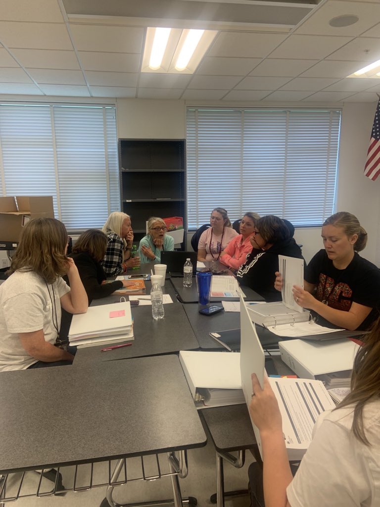 The first Monday after the last day of school and RCS K-5 teachers are getting prepared for next year. Keep up the good work! #RCSPROUD @RCSSuptHolbrook