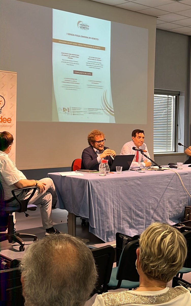 GiacomoPossamai's tweet photo. Ospite di #ForgiareIdee con Antonio Mumolo, don Enrico Pajarin e Maria Teresa Padovan. Per parlare di una legge di civiltà già approvata in Emilia Romagna e che vogliamo presto anche in Veneto: la legge per dare il medico di base anche ai senza fissa dimora. https://t.co/C4qVaYONu0