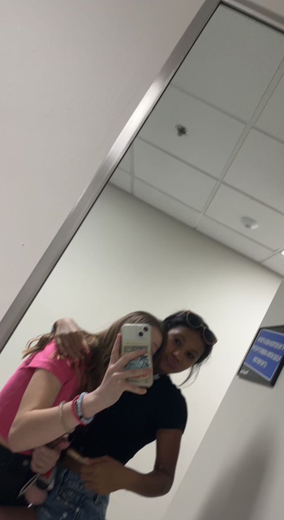 Alaina_J_AMS's tweet photo. @Mr_Beltran_AMS this weekend i hung out with my friend @Katelyn_C_AMS we had fun @BAMSCE we had a blast getting litty bruh. https://t.co/JIMRIz7pvQ