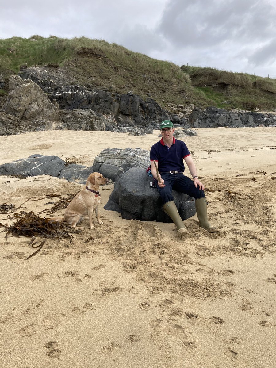 It’s good to be back home on the island - nothing beats Hebridean beach hopping 🏖Rosie and GMac agree! #OuterHebrides #IsleofLewis #Lewis