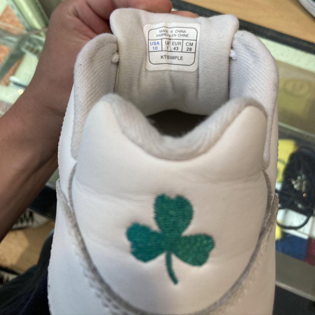 BrailledFOTW's tweet photo. Reebok x The Celtics x Mark Wahlberg 🤔 https://t.co/Dn54k3IBPZ