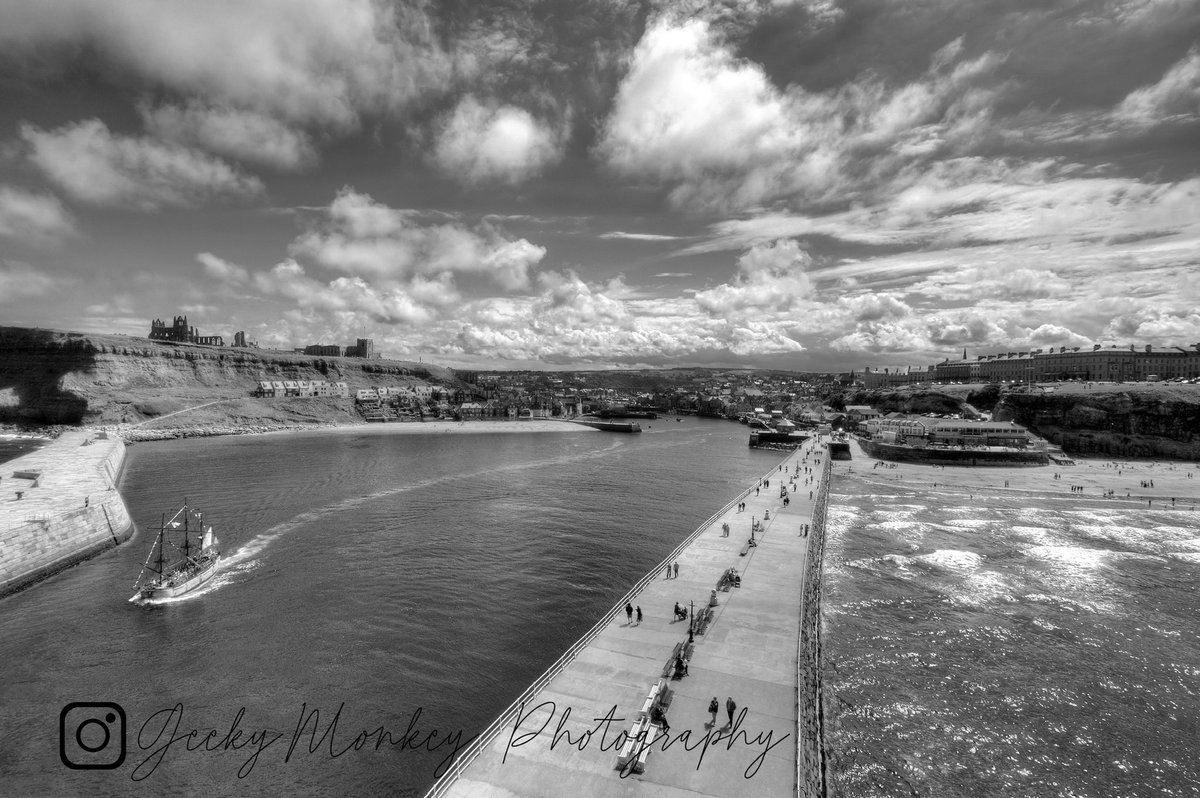 geekymonkeyUK's tweet photo. Whitby https://t.co/i7RTD0YdK0