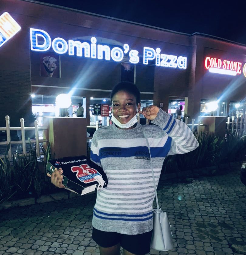 Featy105's tweet photo. I was going through my gallery this evening and I came across this picture.
The memory of October 1st came fresh to my brain. 
Let me tell y’all the story.
On this day I closed from work at 7:30pm as usual.
My mood was totally off, I was so sad, angry and irritated. https://t.co/ANET5jpGPs