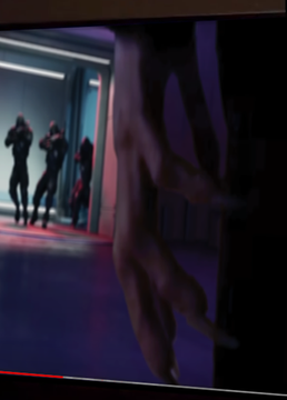 JustAFrog123's tweet photo. GUYS!! LAEKED SEASON 3 # I stole my uncle's tv and took this picture in a hurry!!! bUt it appears morbius will be in the new fortnite season! #Fortniteleaks #morbiusFortnite #MorbiusSweep https://t.co/vWe0ug7oIX