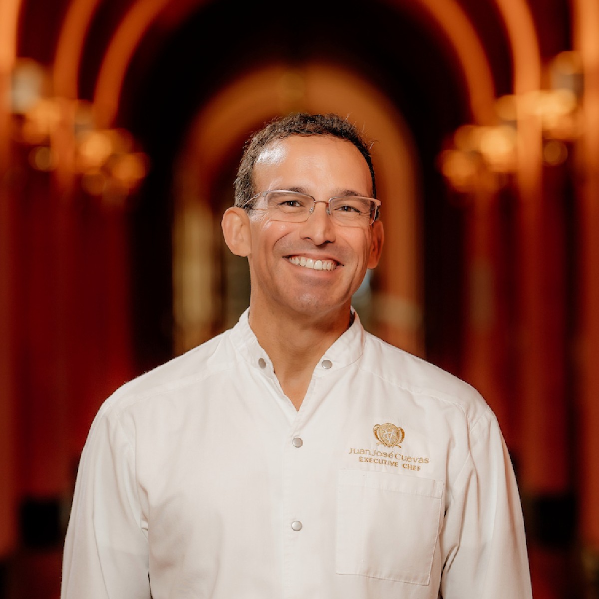 discover_PR's tweet photo. Meet four of the chefs in charge of #PRRestaurantWeek this year!👩🍳
📸: Chef Rafael Ubior Serrati - Sur Barra Nikkei
📸: Chef Paulina Escanes - Paulina Escanes
📸: Chef Martin Louzao - Cocina Abierta
📸: Chef Juan José Cuevas - Ola Ocean Front Bistro https://t.co/YMGHhQSwdd