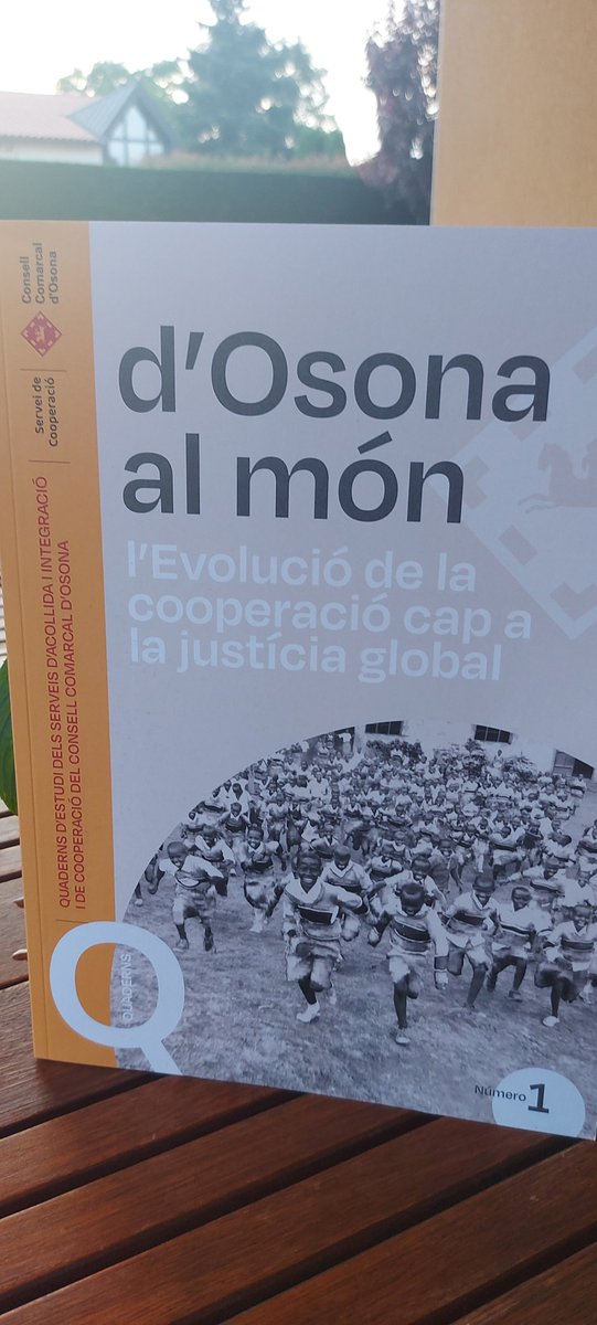 Avui hem assistit a la presentació del quadern "d'Osona al món" del <a href="/CCOsona/">ConsellComarcalOsona</a> <a href="/aj_SJV/">Aj. St. Julià de V.</a>