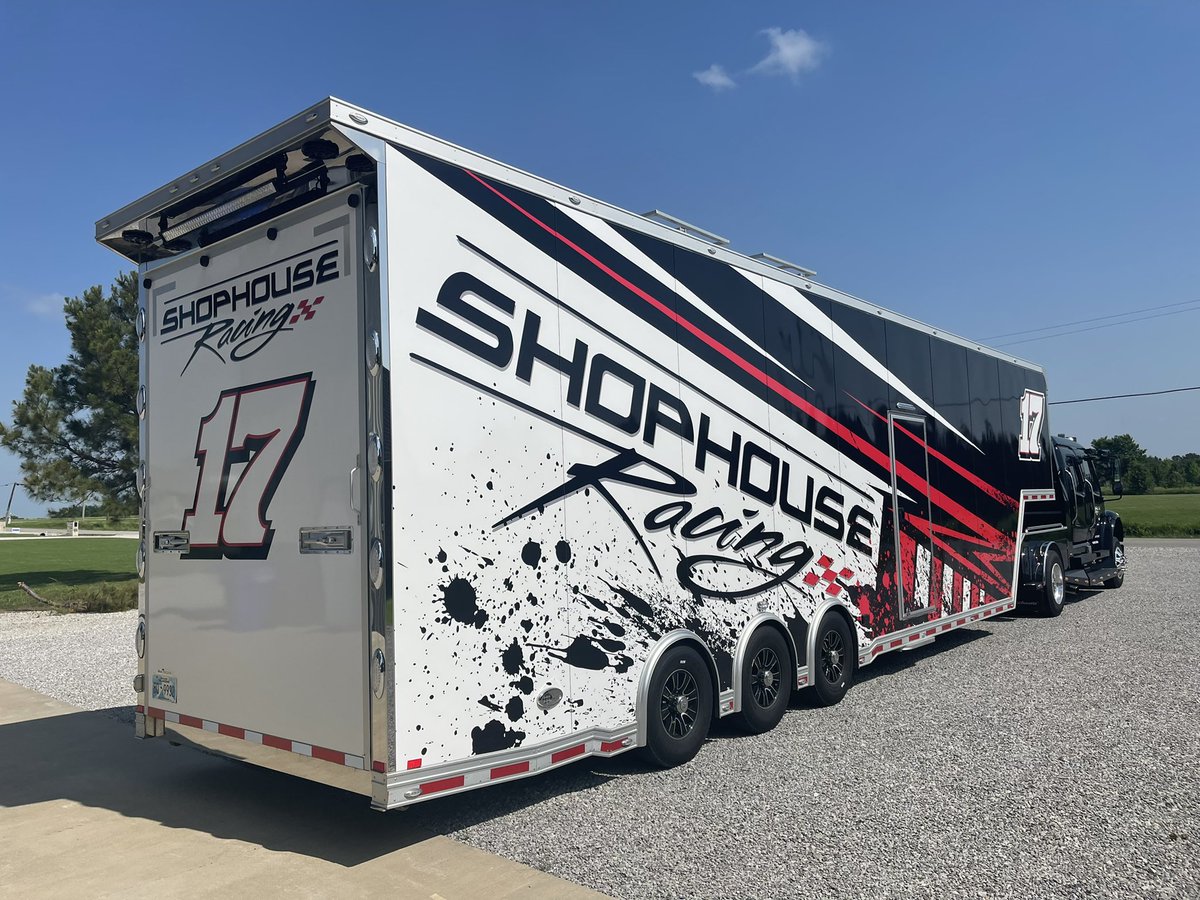 the_Rocket_11's tweet photo. We have been busy at the shop with a couple trailer wraps in the last couple weeks. Here is the finished product. #3m #HPLatex800w #RocketDesigns #noOverlaps https://t.co/oWspmr9x4b