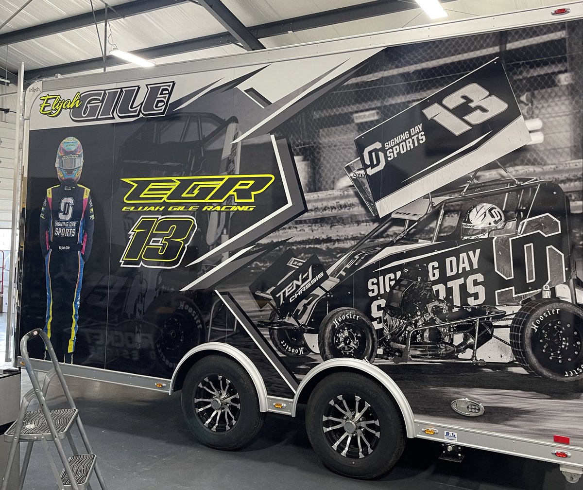 the_Rocket_11's tweet photo. We have been busy at the shop with a couple trailer wraps in the last couple weeks. Here is the finished product. #3m #HPLatex800w #RocketDesigns #noOverlaps https://t.co/oWspmr9x4b