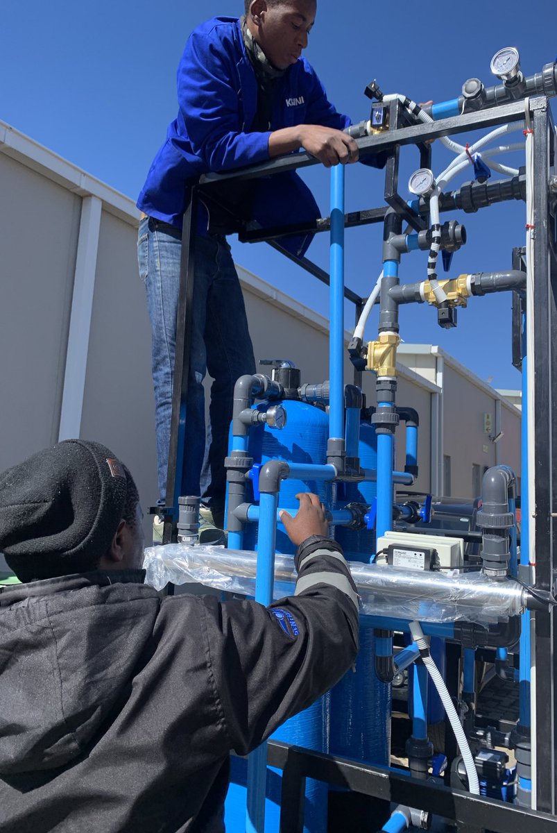 Loaded and Bringing 5000 liters an hour of clean water in KZN this week. It’s a mobile filtration system with about 4000 liters onboard and will help treat contaminated water in areas most in need.