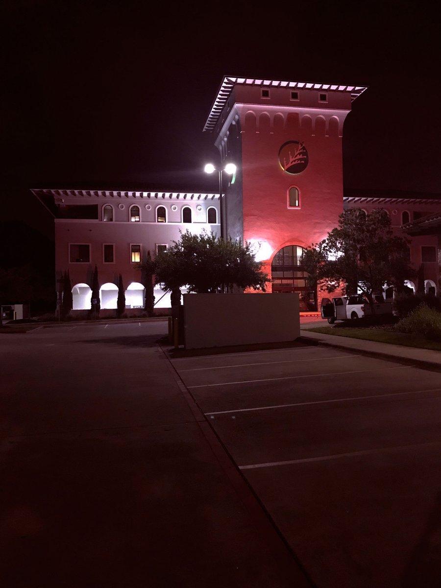 Round Rock High School #Classof2022 today is your day! City Hall is being lighted maroon in honor of you tonight. Come out to 450 Cypress Creek from 9-11 p.m. to take your photos in front of City Hall lighted in your school colors. Go Dragons! 
#LightTheNight #iheartcedarpark