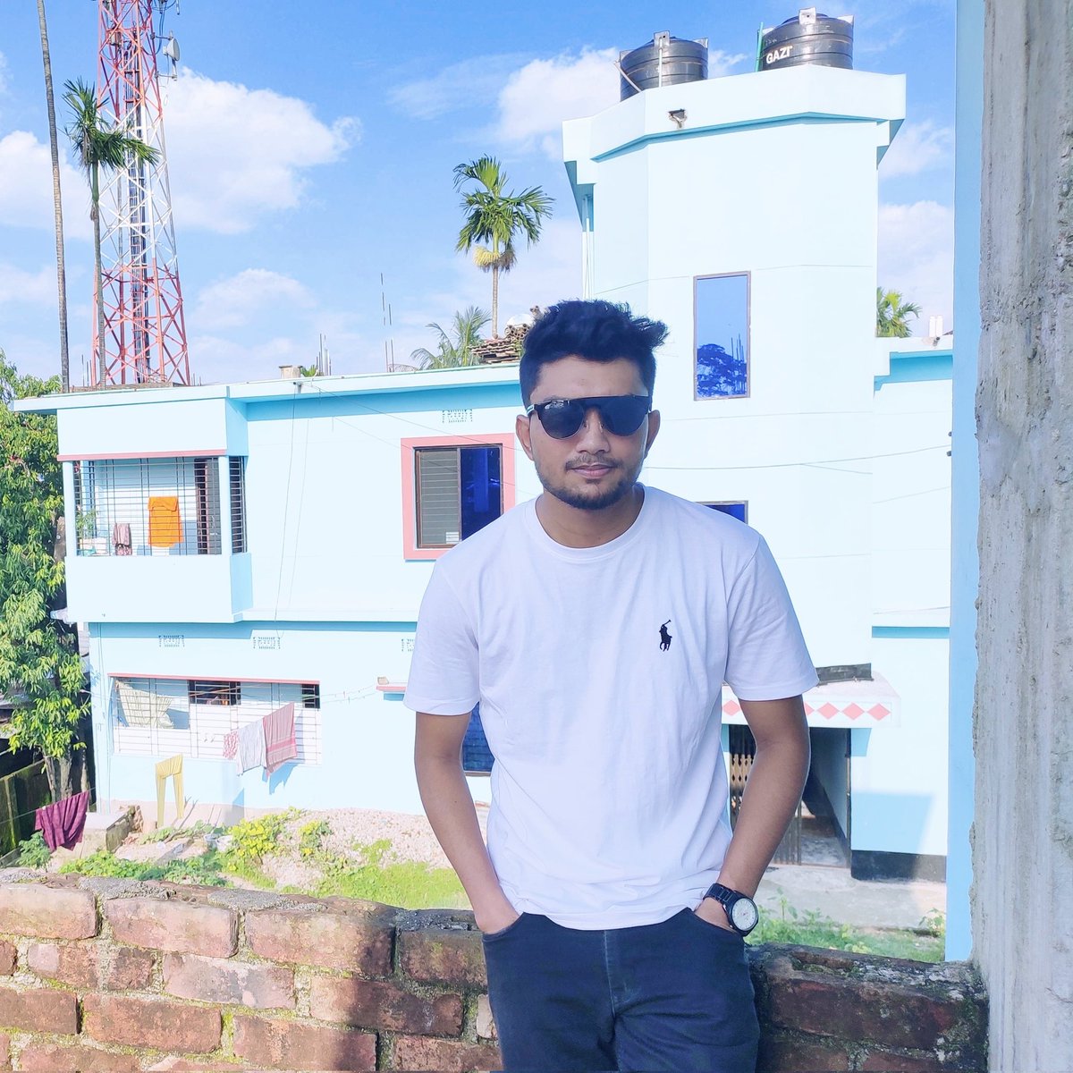 itsabelbd's tweet image. Boss up and change your life.☑️

#FreelancerSabel

⬇️Instagram:
instagram.com/mahtim_sabel

⬇️Website:
sabelbd.com

#seoexpert #seotips #itsabelbd #mahtim_sabel