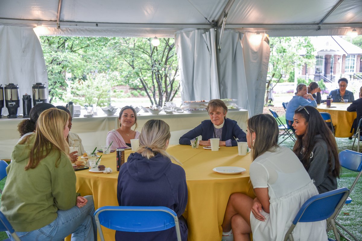 NatCathedralSch's tweet photo. We are thrilled to announce that the Right Rev. Mariann Edgar Budde, bishop of Washington, will be our 2022 Commencement speaker! Bishop Budde spent time with Head of School Elinor Scully and the #LIMITLE22 seniors last week in preparation for her address. https://t.co/KpLUVQzKpN