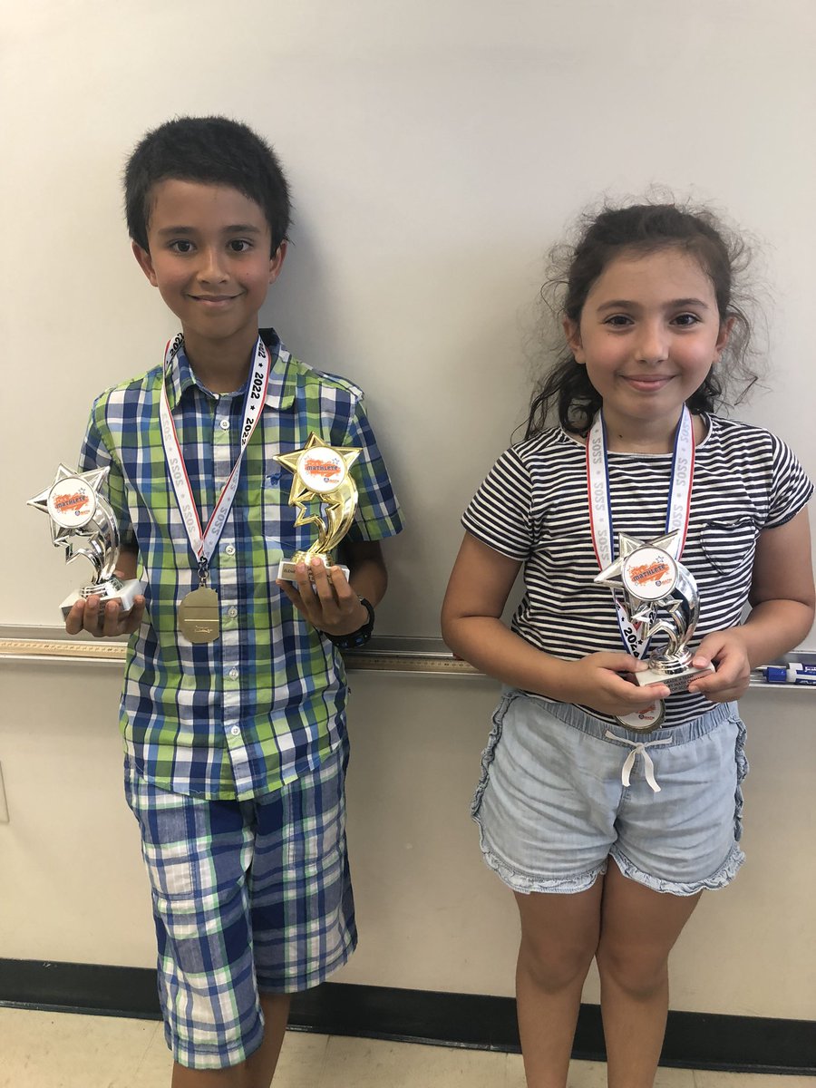 MrsSorber's tweet photo. @JackieJasko led our 4th grade Noetic math teams to a 2nd place team victory and a 2nd place individual! Way to go @SeaGateES Seahorses! 🥈🥈 https://t.co/VhK5FK70xK