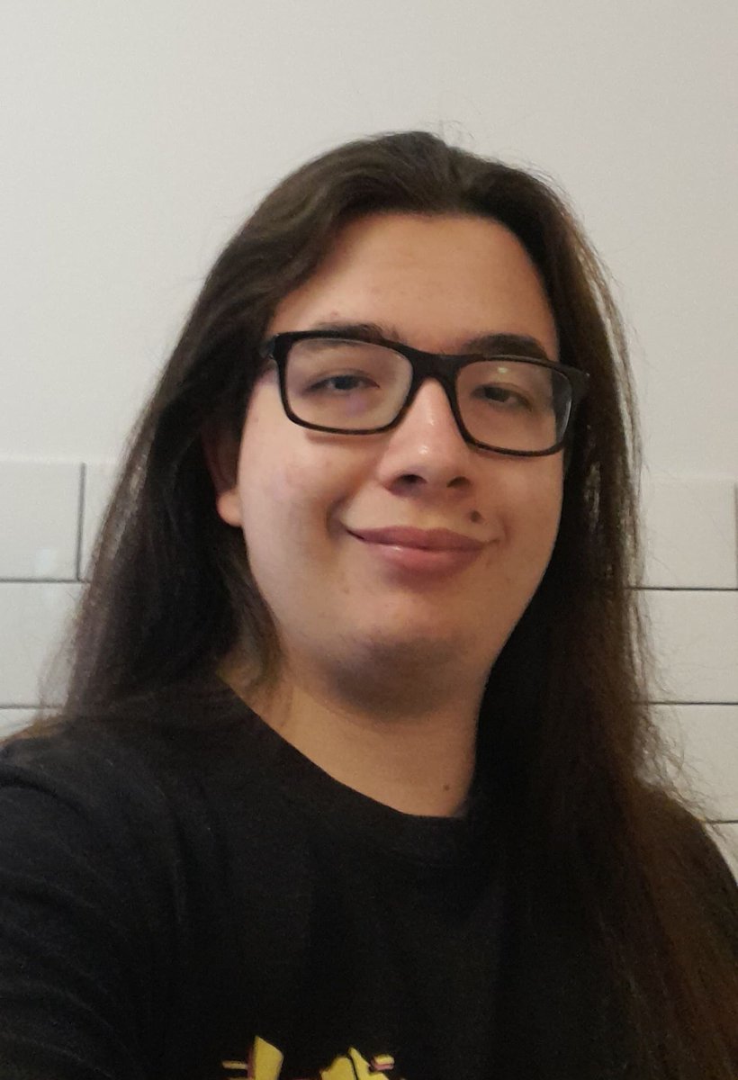 Hey peeps, I'm Daniil Christoudis, your Chem Club secretary this year!
Some things to know about me:
- I'm in the final year of my BSc, majoring in Physics and minoring in chemistry and nanotechnology
I'm interested in STEM education and creating semiconductors out of MOFs