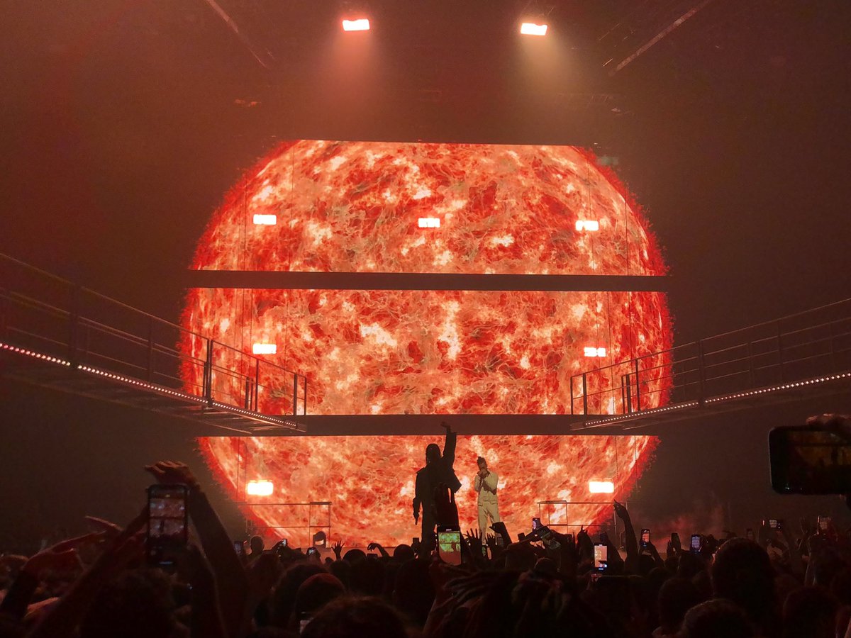 MeulotRemy's tweet photo. Pnl c’était incroyable merci 🫶 #PNLLive2022 #PNLTOUR2022 https://t.co/iW4YljKWVn