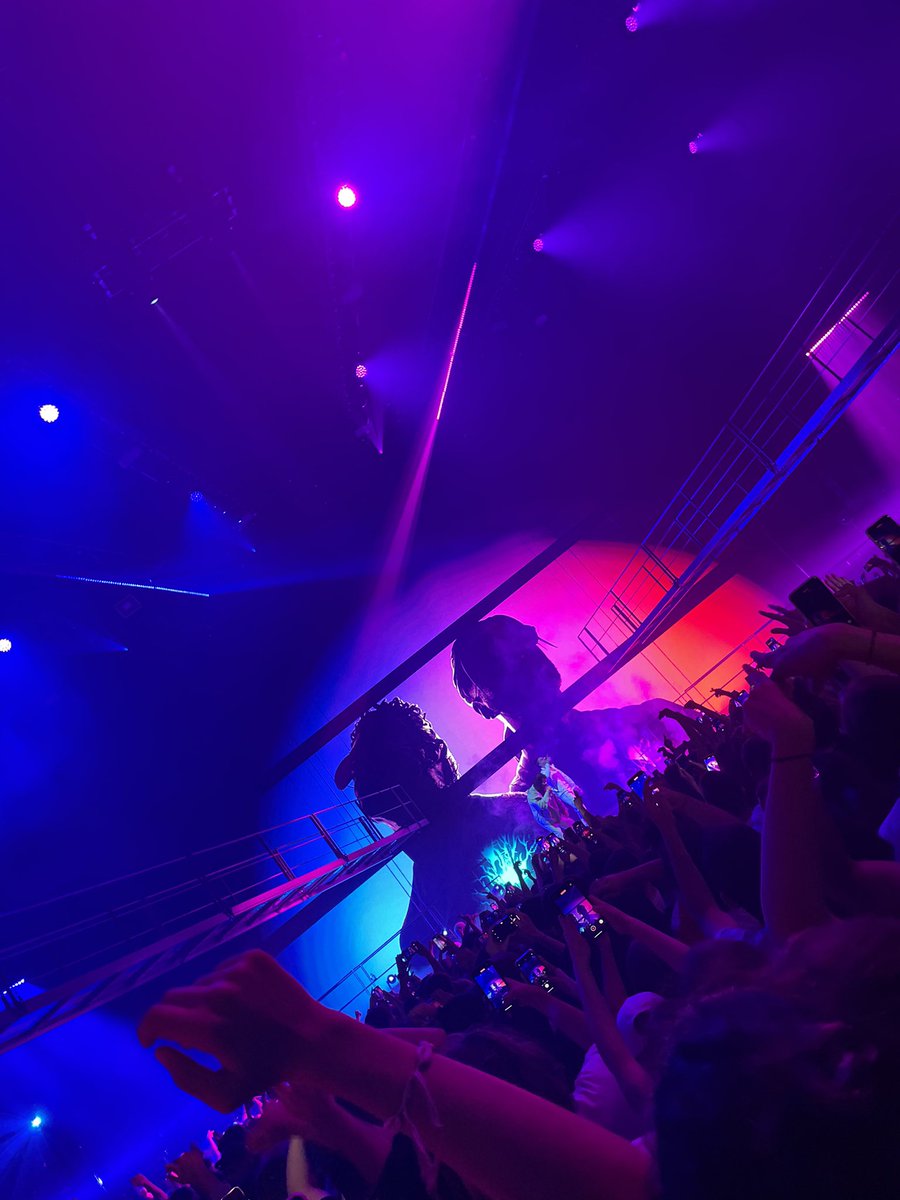 MeulotRemy's tweet photo. Pnl c’était incroyable merci 🫶 #PNLLive2022 #PNLTOUR2022 https://t.co/iW4YljKWVn