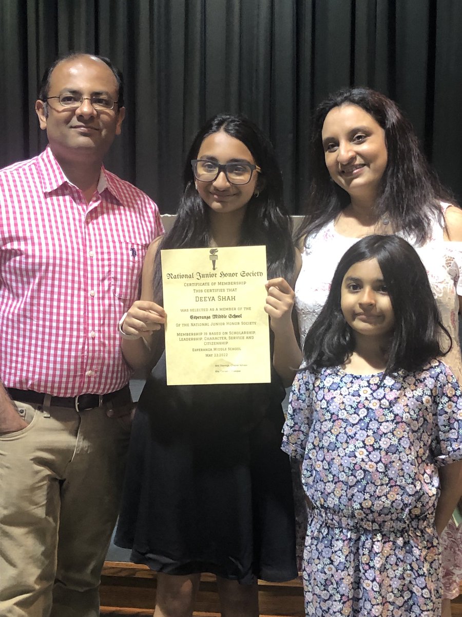 doingmycalling's tweet photo. 🎉Celebration at Esperanza Middle School.  National Junior Honor Society Induction. President Mahi Shah. Advisor Mrs. Slavings. https://t.co/QzLEEpZvqT