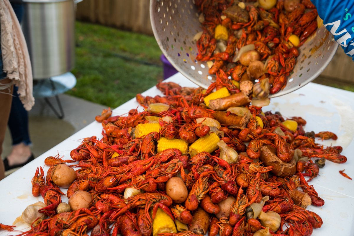 220printers's tweet photo. Tickets are still available for crawfish during Mardi Gras in May this Sunday, May 29! Snag your tickets at - https://t.co/kWtm89aGdN https://t.co/2XwCqV1EqM