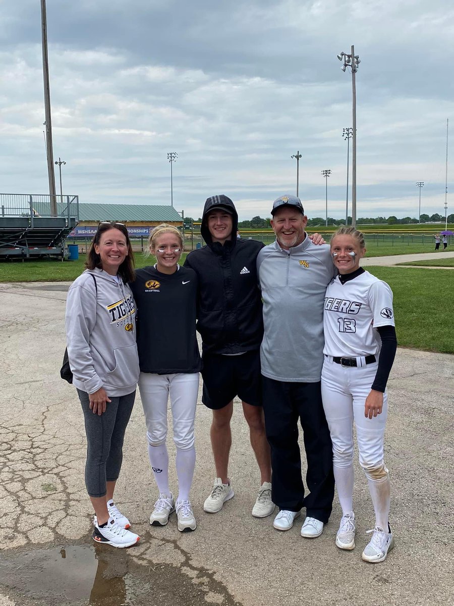 wncoach's tweet photo. Headed to the state championship tomorrow to hopefully end their hs career on a high note. https://t.co/3rPAVBQ5uT