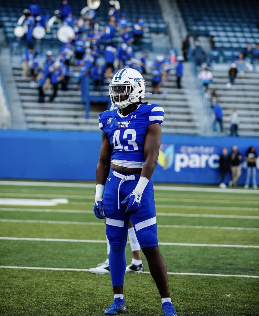 CrumbyJay's tweet photo. After a great conversation with @corypeoples I am blessed to receive an offer from Georgia State university!! #AGTG #GoPanthers @Coach_EDavis @OLBeastCoach03 https://t.co/iNLib7veVz