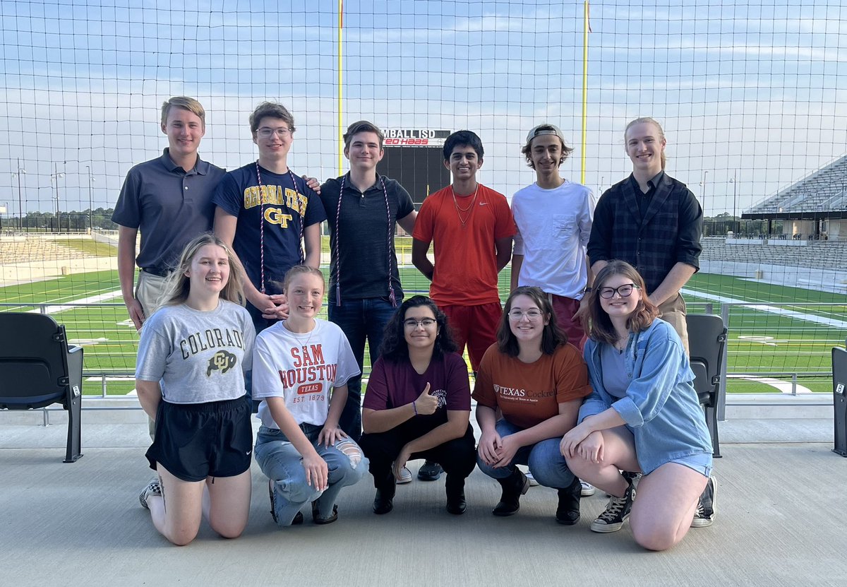 THSRoboticsPLTW's tweet image. STEM signing night was this evening. We ❤️ these graduates! Congratulations!! Can’t wait to see what the future holds for each of you!!#Classof2022 #TISD_CTE #TISD