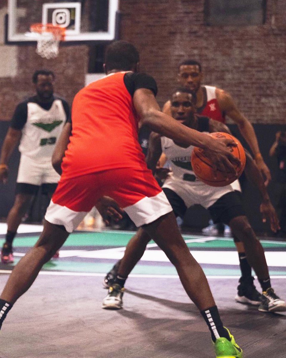 Jo_GotGame's tweet photo. The Battle of the #ReelJollof • Round 2 • 🇬🇭🏀🏆

📸: @Affresco_ https://t.co/vLQuC5TfGV