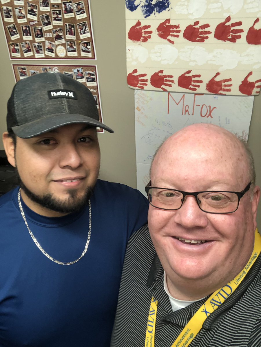 OkEricFox's tweet photo. Always great to have a former student come by. Proud of you Mando and all your AVID classmates! @JenksAvid @AVID4College @AVIDCMartinez @judilt @ok_avid #bigdreams #oklaed https://t.co/z17BkRjpSj
