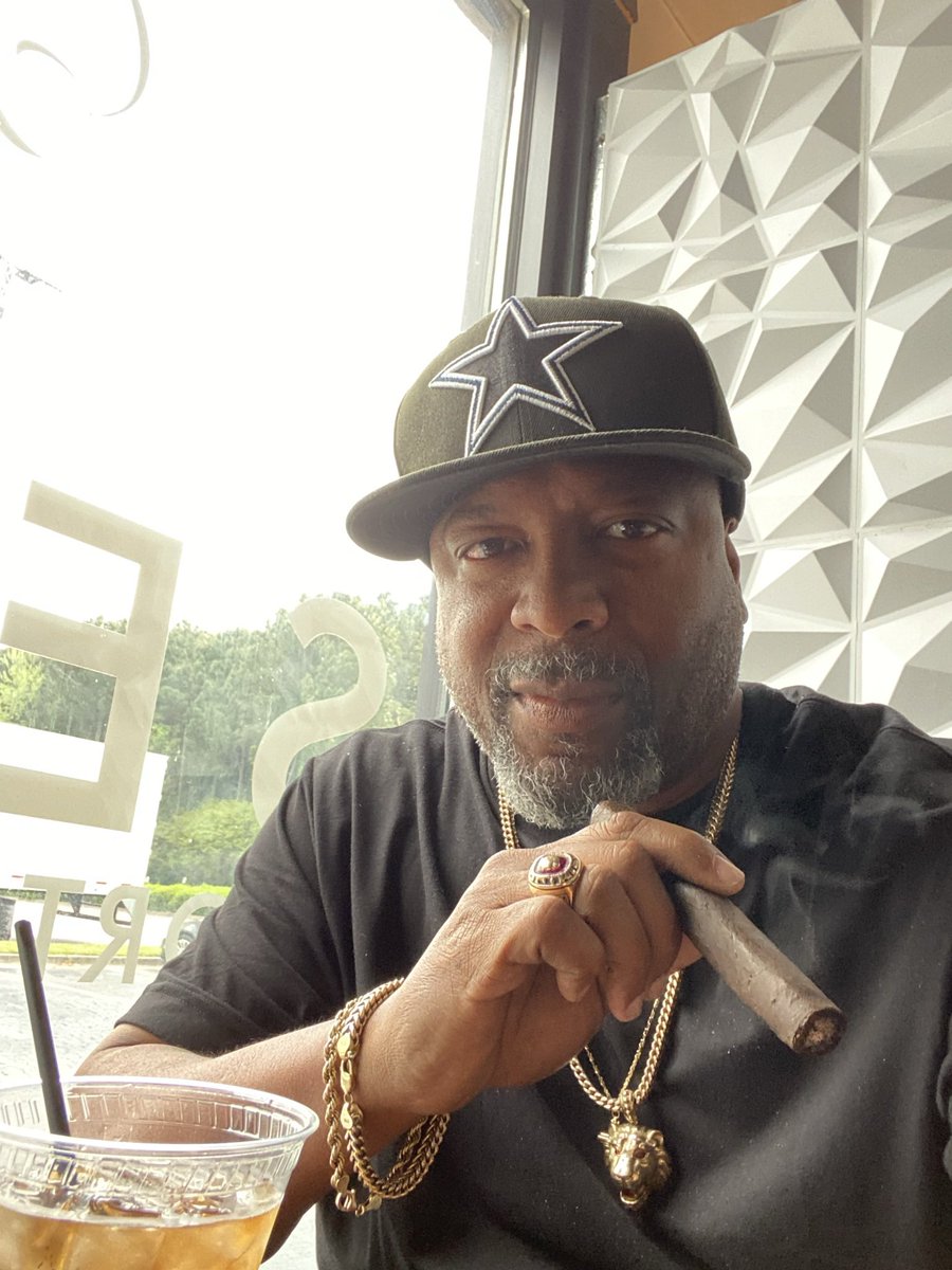 Sweetleo723's tweet image. Java &amp;amp; Jazz♥️💨💯