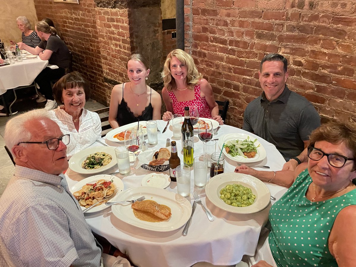 Last dinner on Arthur Ave in the Bronx- gotta love Enzo’s- thx for all the great Italian over the last 4 years- we will be back to visit!