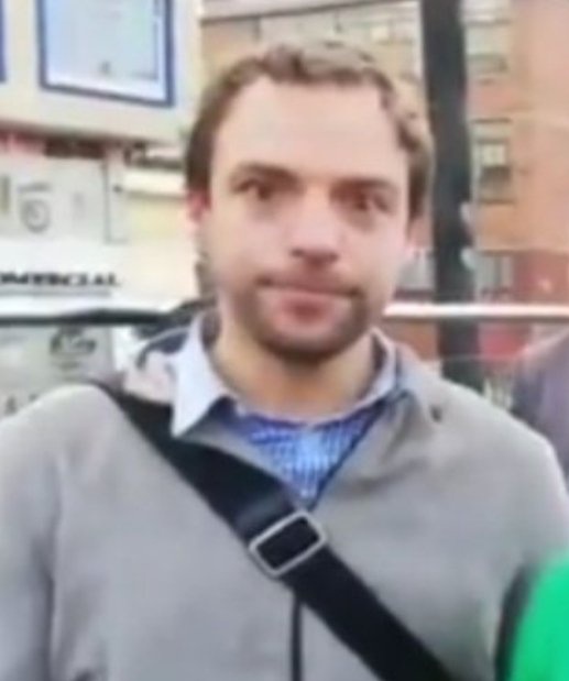 JEAM_79's tweet photo. 👉 LUÍS ERNESTO GÓMEZ
renuncia a la alcaldía de Bogotá para entrar a la campaña pero no para apoyar a Sergio Fajardo sino a Gustavo Petro
👉 es que ahí la pasan "más sabroso" 🚬🥃🍺
#UnTramposoEs #MeInquieta #PetroGanaDebate #MiVotoEsPetroYFrancia #FicoEsColombia https://t.co/cCXXuxoABQ