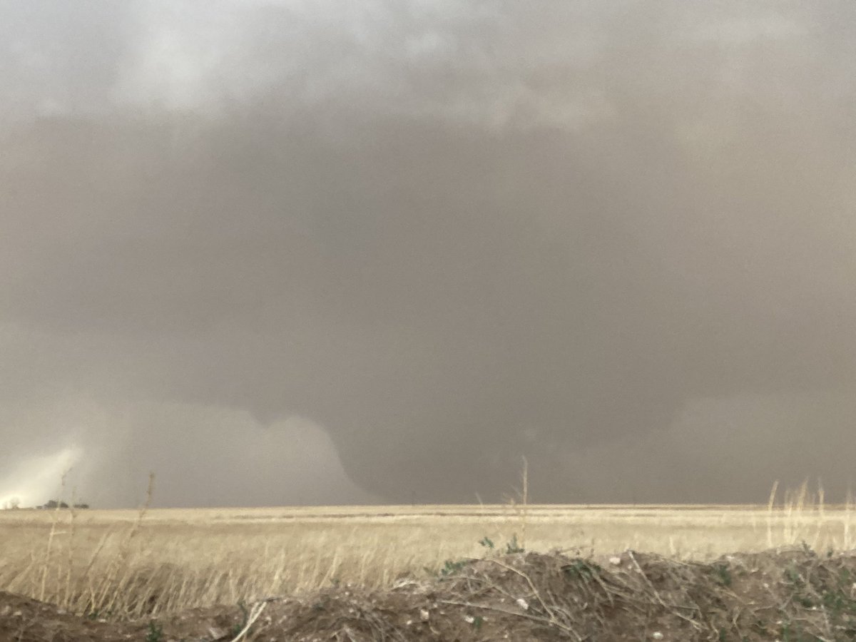 Justin Yerina tweet media