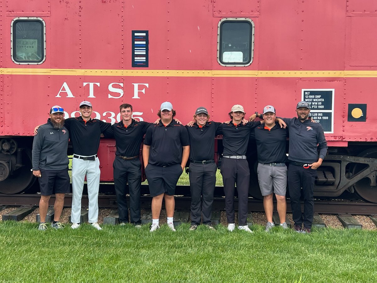 Well, we fell short of reaching day two as a team, but Augusta will be represented nevertheless. Chadd Brown is in second individually, and Dylen Slusser made the cut as well. It's been a great season, with a great group of young men. Never stop growing fellas. I've enjoyed it.