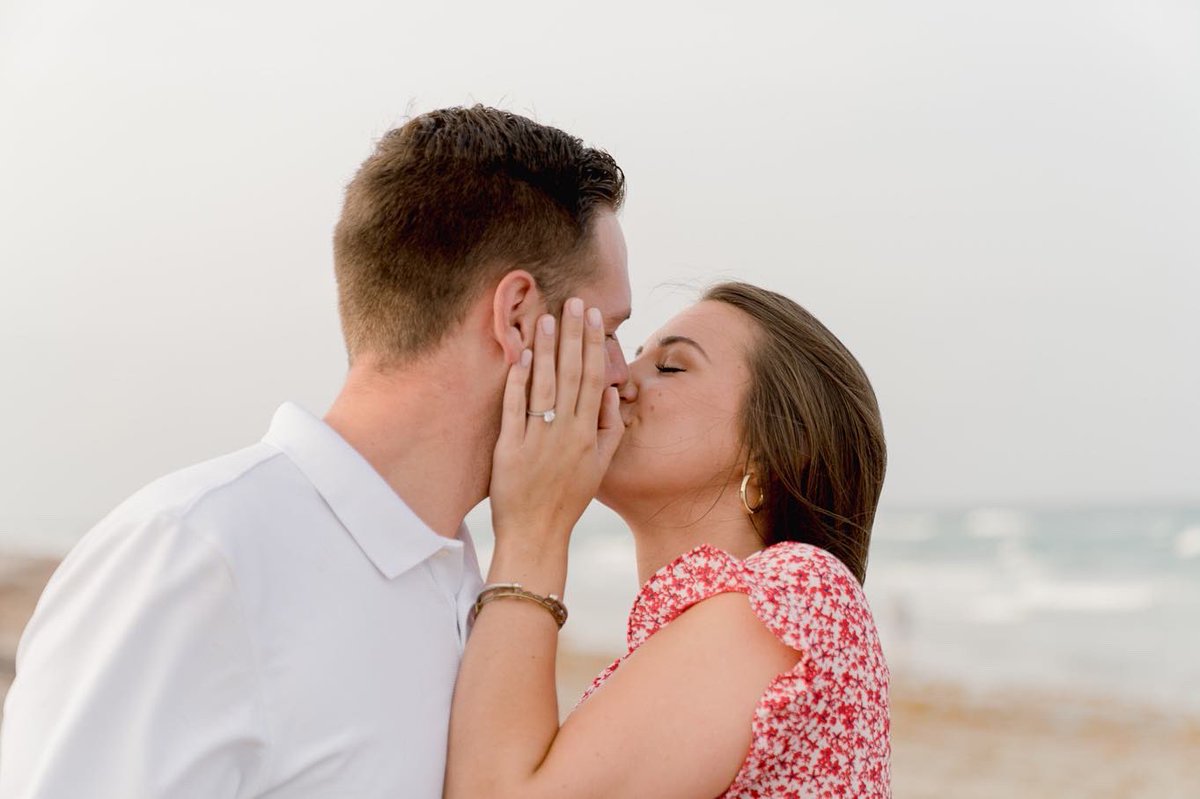 The best knee I ever get to take! Can’t wait to do life with you!