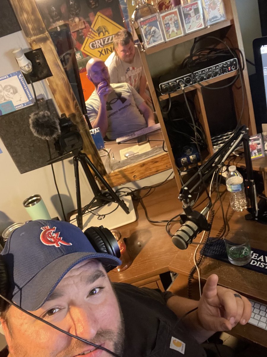 CheesyPonies's tweet photo. ⁦@DillonJustice2⁩ ⁦@JustinM45⁩ and Big Sturgeon in off the wall studios making things happen!!! https://t.co/fXZ7I1iPyu