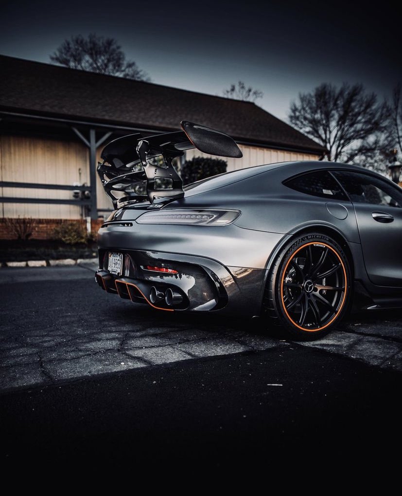 LuxuryCars365's tweet photo. Mercedes-AMG GT Black Series 🔥 https://t.co/EXjveyHEd2
