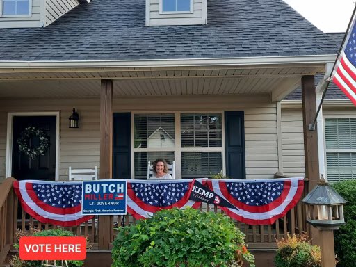 butchmillerga's tweet photo. Habersham County is Miller County! Thank you to Dwight and Vickie who are #TeamButch and are casting their vote for me tomorrow for the next LG of Georgia! https://t.co/k4j5xWNEQL