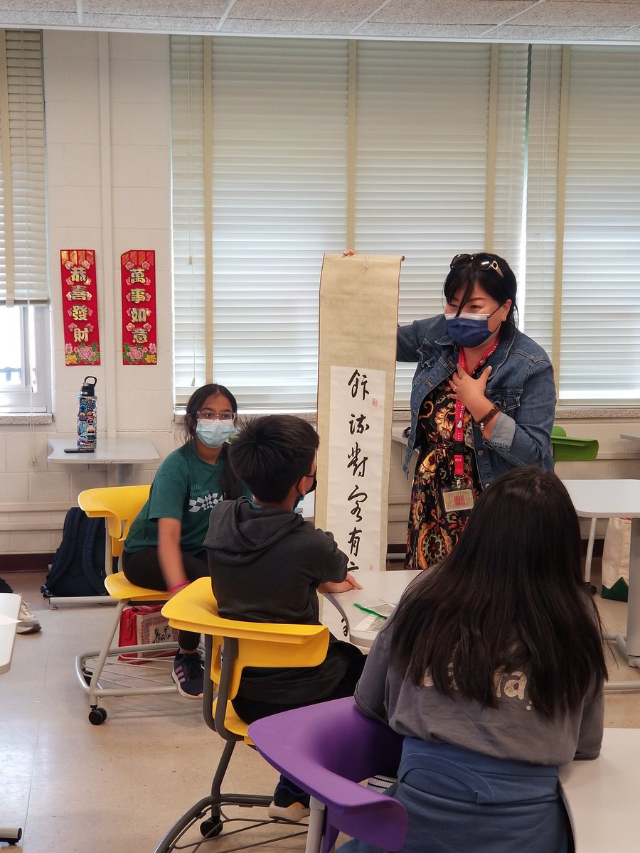 BrelandMs's tweet photo. Project LEAD (Learning Empathy &amp; Acknowledging Diversity) has been learning about the different cultures at JMS. Thank you @LuvMandarin for being a guest speaker! The students were really excited to have you there! I learned new things about you too!
@JerichoMS https://t.co/GS8HIydS3i