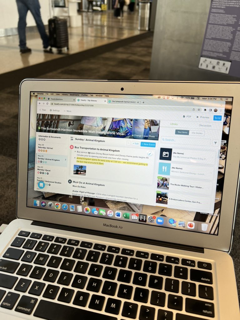 MagicLampVac's tweet photo. Traveling back to Tampa from Austin, but we’ve got some incredible families going to @waltdisneyworld - so it’s time to double check their itinerary to ensure we’ve got them prepared with our favorite tips and secrets…🤫 

#magiclampvacations #vacationwishesgranted #WeDoMore https://t.co/7AkfnBVjKo