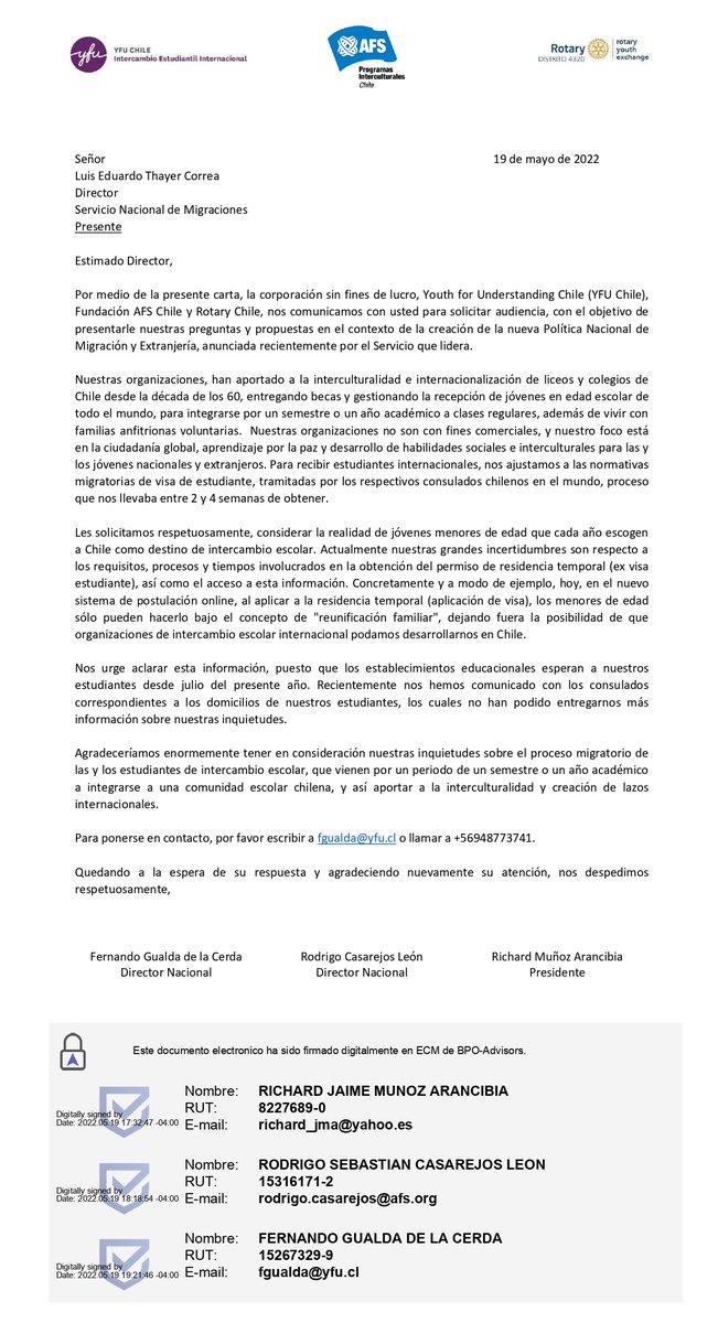YFUChile's tweet photo. Las organizaciones de intercambio escolar en Chile, hacemos un llamado urgente a las autoridades del @min_interior, específicamente a @MigracionesCL, para que repongan la opción “estudiante de intercambio” a las solicitudes de residencia temporal para menores de edad. https://t.co/fbnC3qDzRD