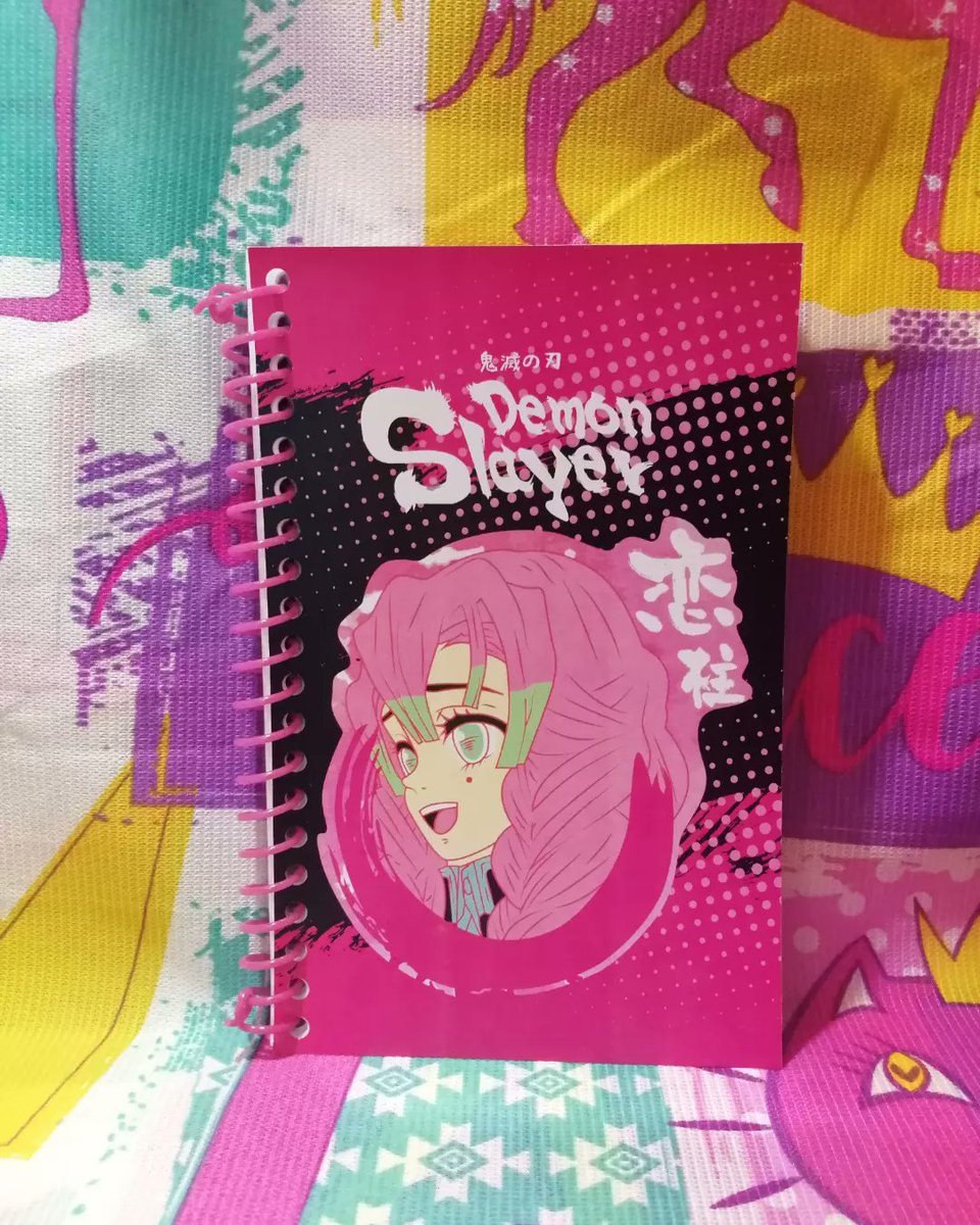 FunGangStore's tweet photo. Esta libretita de Mitsuri💕 me encantó como le quedo a Washy. Esta super linda, ustedes que opinan?✨

#libreta #libretas #cuaderno #cuadernos #art #fanart #arte #DemonSlayer #kimetsunoyaiba #kimetsunoyaibafanart #demonslayerfanart #graphicdesign #mitsuri #mitsurikanroji https://t.co/9zFmzI0j1d